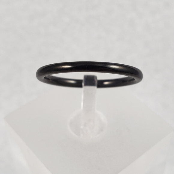 2mm Black Titanium Band
